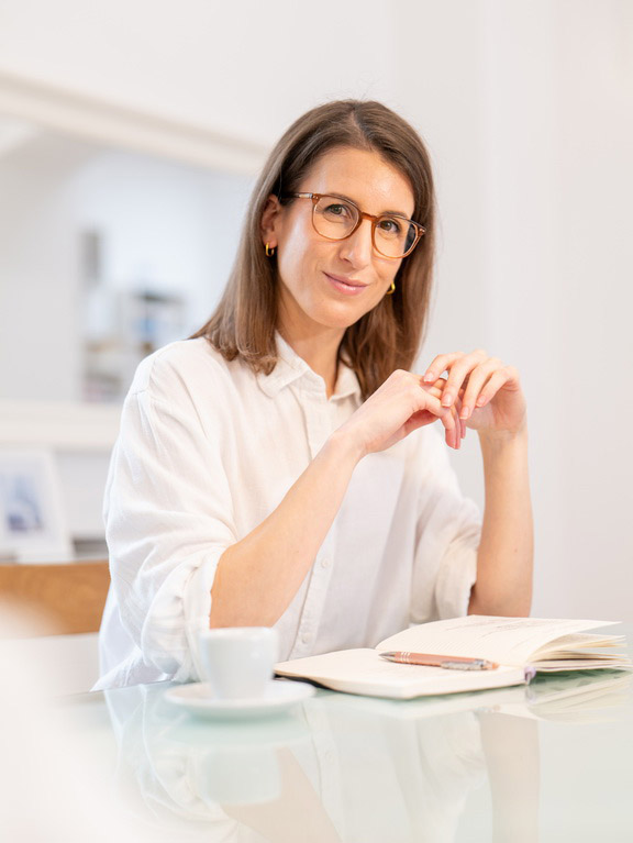 Commercial Miriam Korczak